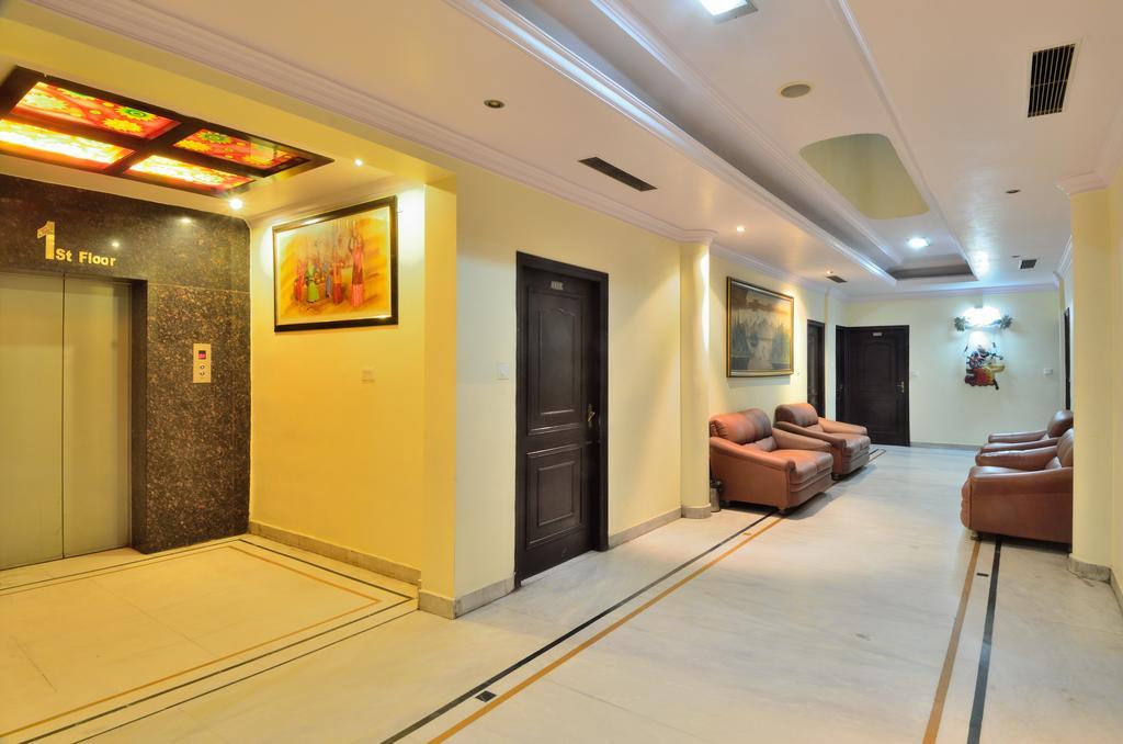 Hotel Roopa International Amritsar Exteriér fotografie