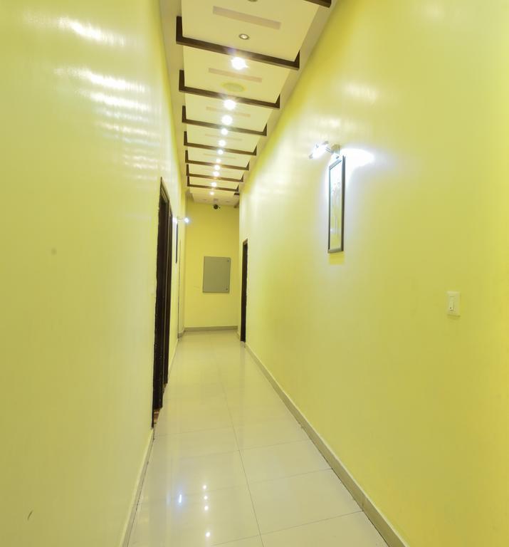 Hotel Roopa International Amritsar Exteriér fotografie
